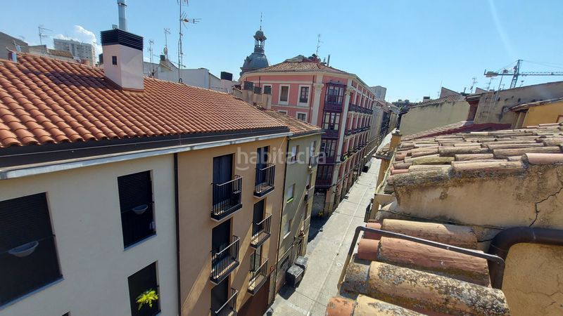 Foto 3194aa6d-c27d-46cb-a555-19f69ba32506. Àtic amb calefacció a Casco Antiguo Logroño