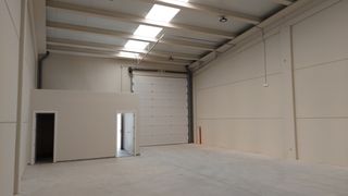 Rent Industrial building  Logroño - los prados. Nave industrial en alquiler y venta ubicada en logroño,