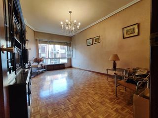 Appartement  Logroño - duquesa de la victoria. Buena vivienda de tres dormitorios en duquesa de la victoria en