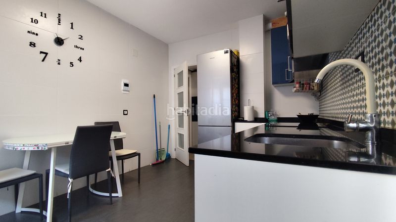Foto c0f9b6b0-4e39-41fa-83c9-10d116af5cd3. Pis amb calefacció aparcament a Residencia Logroño
