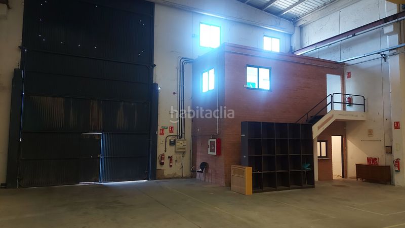 Foto 84d5926f-d6ec-4fa4-b550-acb98b00832a. Lloguer nau industrial a La Portalada - Varea Logroño