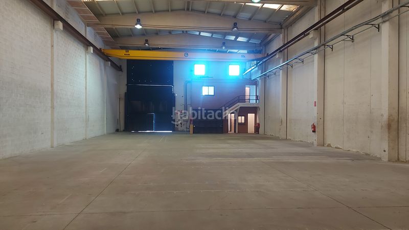 Foto 8e3d0ab5-afa8-418a-ba0b-b2bf7fe6ece2. Lloguer nau industrial a La Portalada - Varea Logroño