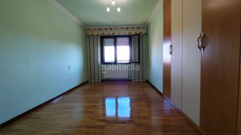 Foto 4d79d58a-3244-4f1a-80e9-417d5bca179c. Pis amb calefacció aparcament a Oeste Logroño