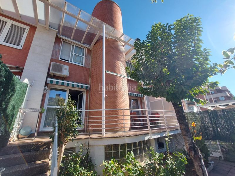 Foto 330c9897-5806-4d77-89c8-95e110c7532d. Casa amb calefacció aparcament a Avenida Madrid Logroño