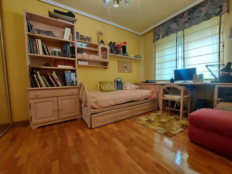 Foto 7e2d8a28-0883-4e61-8543-92f471203ace. Casa amb calefacció aparcament a Avenida Madrid Logroño