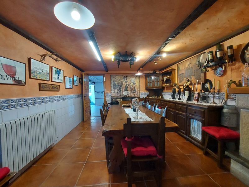 Foto 8aa6cdd7-5920-4a8a-8c57-b031460fb59b. Casa amb calefacció aparcament a Avenida Madrid Logroño