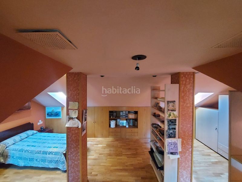 Foto e3e9d0f2-77d2-49f1-a237-32ee8b615535. Casa amb calefacció aparcament a Avenida Madrid Logroño