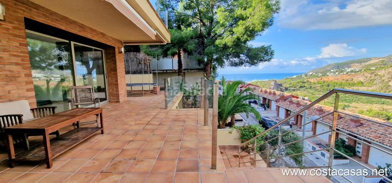 Foto 398480b4-24a7-4b9f-bd1c-81d1c8ce3994. Alquiler chalet impecable en les botigues de Sitges Sitges