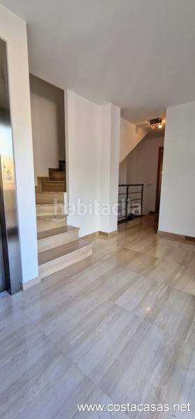 Foto b53d16a5-82be-41c7-b1cb-8b20162cb7b4. Alquiler chalet impecable en les botigues de Sitges Sitges