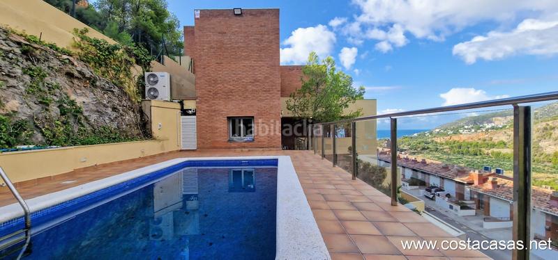 Foto de46eb86-a0ea-4c80-9350-d24308146402. Alquiler chalet impecable en les botigues de Sitges Sitges