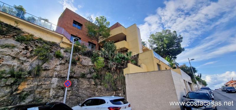 Foto 294e93f5-1b9f-4fe2-92c2-8e80c2ace08c. Rent chalet with parking pool in les botigues de Sitges Sitges