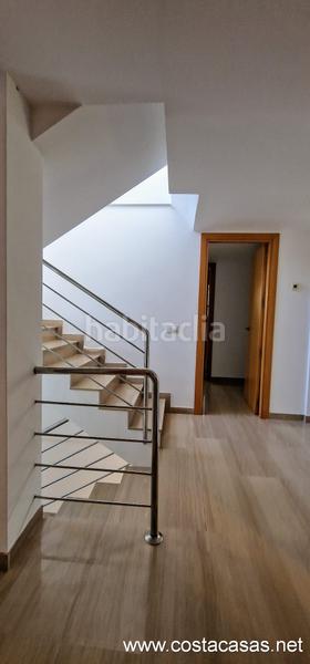 Foto c441a933-251f-49ff-8081-191eb3d19ce2. Rent chalet with parking pool in les botigues de Sitges Sitges