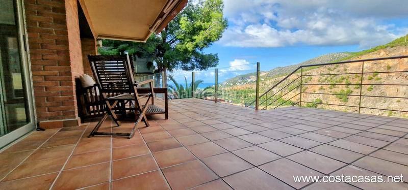 Foto cf757f99-b856-4ade-952b-9d323c942beb. Rent chalet with parking pool in les botigues de Sitges Sitges