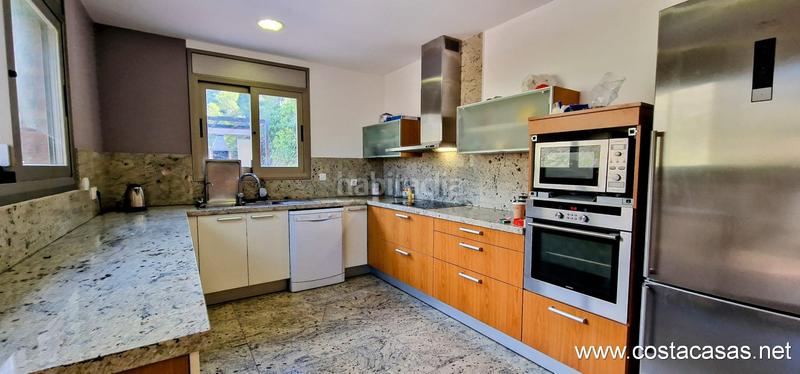 Foto e9be9c20-8ee5-4a39-bc67-1e3d3b5685dc. Rent chalet with parking pool in les botigues de Sitges Sitges