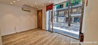 Location Local commercial à Carrer d'arcadi balaguer 74. Céntrico - zona peatonal