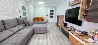 Appartement à Castell-Poble Vell. Céntrico y reformado