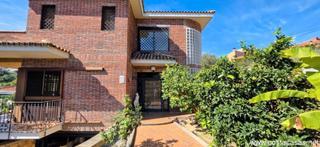 Maison à Castellví de Rosanes. Zona residencial