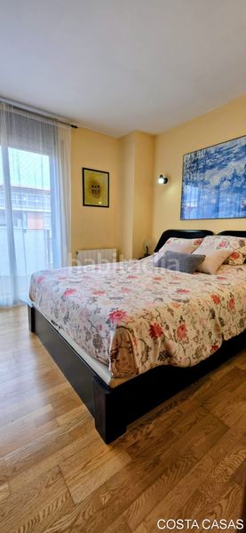 Foto 113c7ae0-d87b-4150-9ac8-10e3d9c99f00. Dúplex amb calefacció aparcament piscina a Can Bou Castelldefels