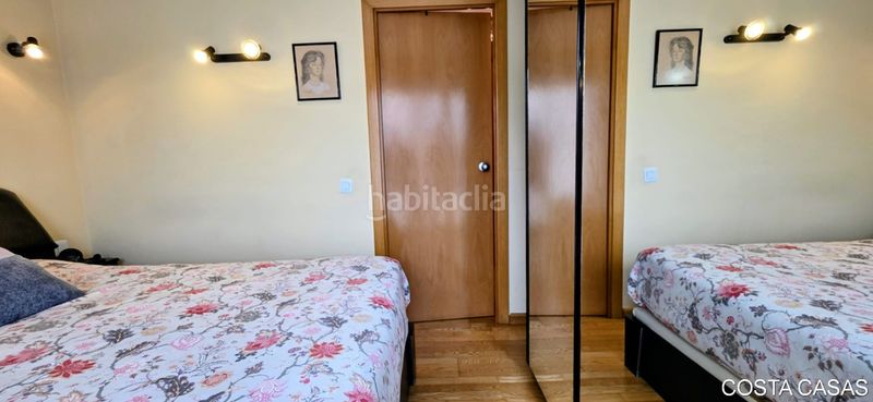 Foto 34771f13-7216-4636-8780-e6a2f559a78f. Dúplex amb calefacció aparcament piscina a Can Bou Castelldefels