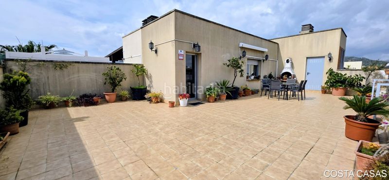 Foto 6ee4aaa6-3b40-4528-ac58-216b75513df5. Dúplex amb calefacció aparcament piscina a Can Bou Castelldefels