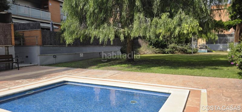 Foto 7243de5a-4206-4f9b-922f-44f22ef67538. Dúplex amb calefacció aparcament piscina a Can Bou Castelldefels