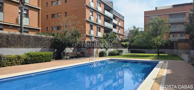 Foto 9a69f945-d7fc-4a21-a68a-d5f46d4e93e8. Dúplex amb calefacció aparcament piscina a Can Bou Castelldefels