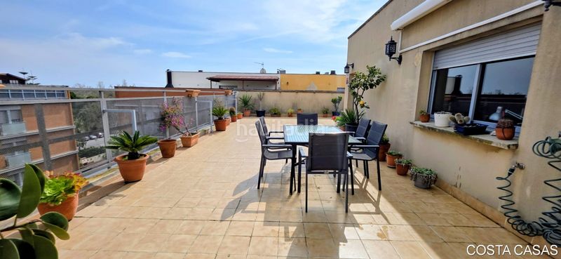 Foto 9dbf4c39-2f77-434b-93eb-01ac1bd65528. Dúplex amb calefacció aparcament piscina a Can Bou Castelldefels