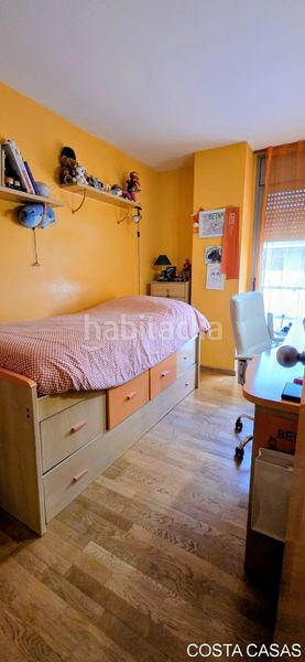 Foto b04de8c0-0400-4a99-bee0-07f6c5171c2e. Dúplex amb calefacció aparcament piscina a Can Bou Castelldefels