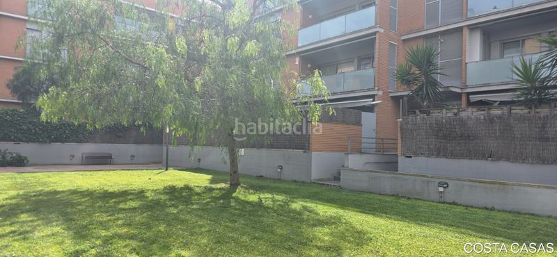 Foto b10bc40d-cdb9-49d1-ac66-2d57eb141a96. Dúplex amb calefacció aparcament piscina a Can Bou Castelldefels