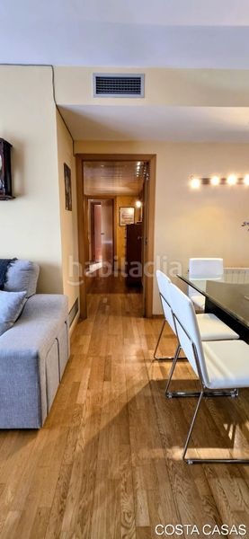 Foto bfbdd410-425f-4586-ae4c-37e451330e3b. Dúplex amb calefacció aparcament piscina a Can Bou Castelldefels