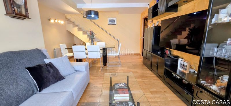 Foto e3fa93a8-c6ac-4551-842c-b167fa1e19af. Dúplex amb calefacció aparcament piscina a Can Bou Castelldefels