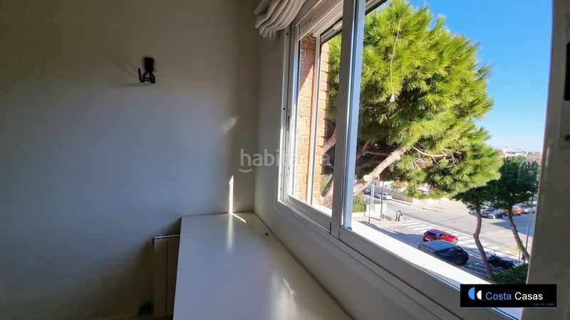 Foto 06b359b9-6572-49c2-b073-4e38777c449e. Apartament amb calefacció piscina a Lluminetes Castelldefels