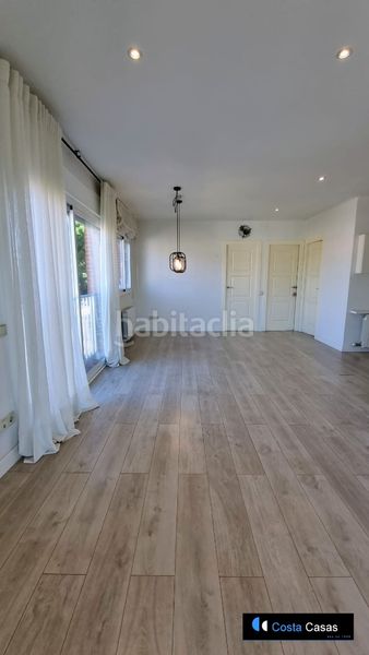 Foto 40b38dcd-5304-4948-ade2-46852994d9a6. Apartament amb calefacció piscina a Lluminetes Castelldefels