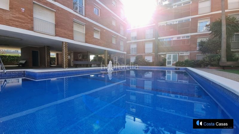 Foto 91ac7d64-50c9-48bc-8437-d8e3742bf8fa. Apartament amb calefacció piscina a Lluminetes Castelldefels