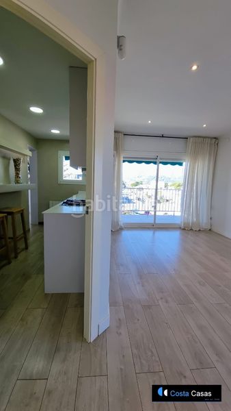 Foto d0f21ca0-9caa-435c-835b-511490ca3829. Apartament amb calefacció piscina a Lluminetes Castelldefels