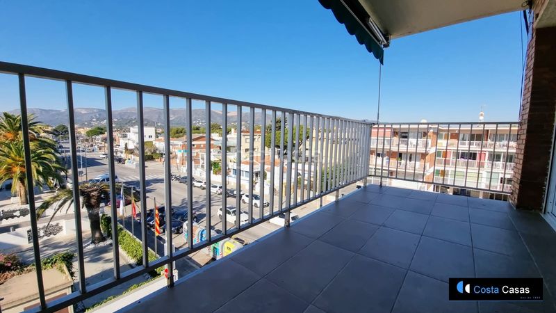 Foto dc587ac1-5a35-420b-8f9e-992a182430b6. Apartament amb calefacció piscina a Lluminetes Castelldefels