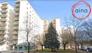 Locale commerciale in Chantrea. Venta local 88m2 útiles orvina