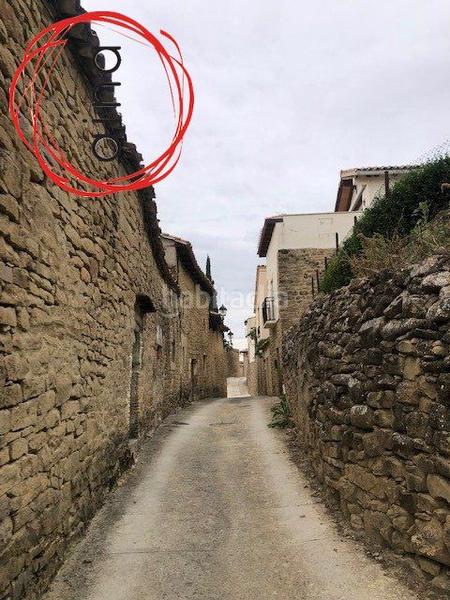 Foto a2540f2f-08a2-45cf-83a9-2708ea949d44. Casa  de piedra a reformar con tejado rehabilitado en Aibar