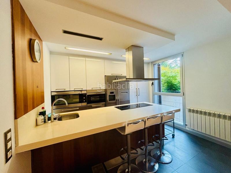 Foto bcd9f696-d1c9-4527-a4ff-9a4734c1c8e7. Dúplex a calle etxeguibela 15 a Zizur Mayor / Zizur Nagusia