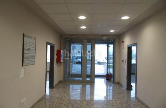 Foto abd3959a-bf6d-493d-8555-590542fc1913. Miete büro mit heizung in Valle de Elorz / Elortzibar