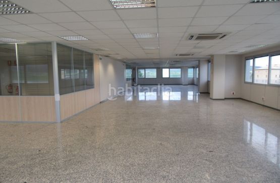 Foto be56c76f-ec1a-4888-b774-ddc2bfc018cc. Miete büro mit heizung in Valle de Elorz / Elortzibar