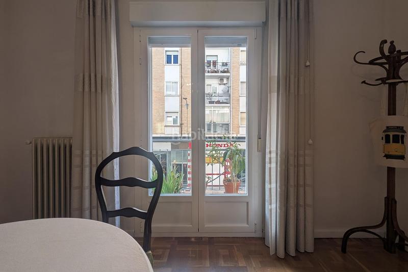 Foto ce007bf6-e424-4c24-bcee-380e824d687b. Piso en calle calle de joaquín maya piso de 4 habitaciones y 2 baños en joaquin maya, 1 en Pamplona / Iruña
