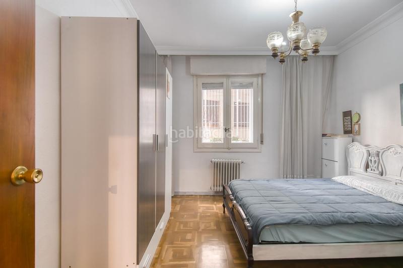 Foto d5856bba-8d08-4b74-b06d-71fb3e8cee3f. Piso en calle calle de joaquín maya piso de 4 habitaciones y 2 baños en joaquin maya, 1 en Pamplona / Iruña