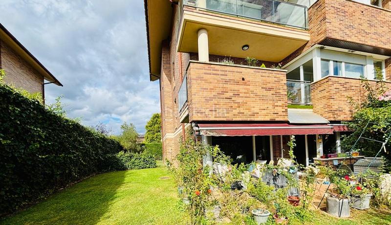 Foto f2efc750-7565-4917-ab32-93168ef4d9d8. Erdgeschoss in avenida avenida egüés 62 in Olaz Valle de Egüés / Eguesibar