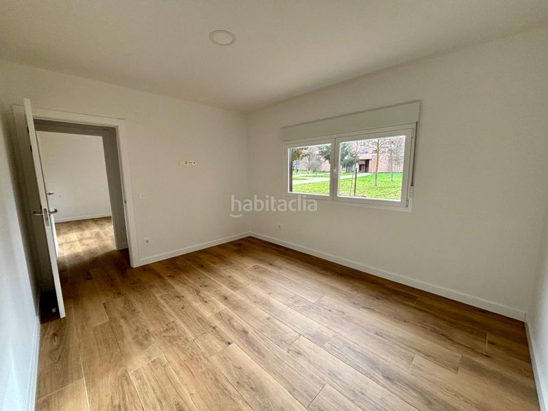 Foto 0eb0f6ff-8903-4f53-9a58-e7358f99756c. Etagenwohnung mit heizung in Barañáin / Barañain