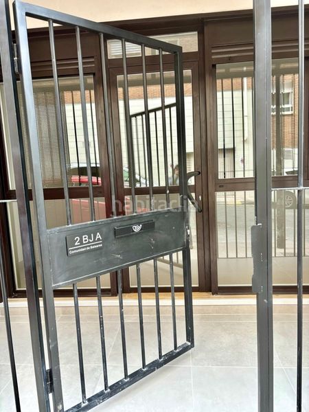 Foto fde4b103-2c1f-41c9-9805-8c39a88007b9. Etagenwohnung mit heizung in Barañáin / Barañain