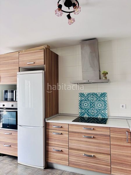 Foto e11b9206-b235-456e-aed7-54567d880740. Maison jumelée avec chauffage parking dans San Adrián