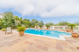 Chalet in Santa Ponça. Hermosa villa de lujo en santa ponsa, con piscina