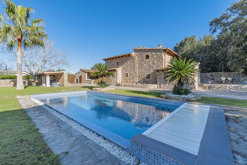 Foto 98eddbb7-d65f-4c99-b38a-046fd7a78d3f. Casale con riscaldamento parcheggio piscina in Artà poble Artà