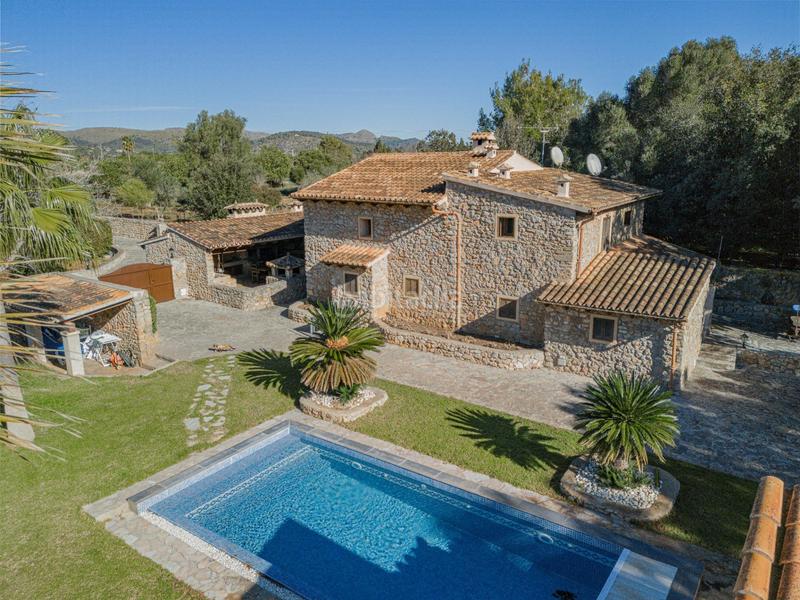 Foto d7e5d5ac-5fb5-4128-926b-70b9ecbecbbb. Casale con riscaldamento parcheggio piscina in Artà poble Artà